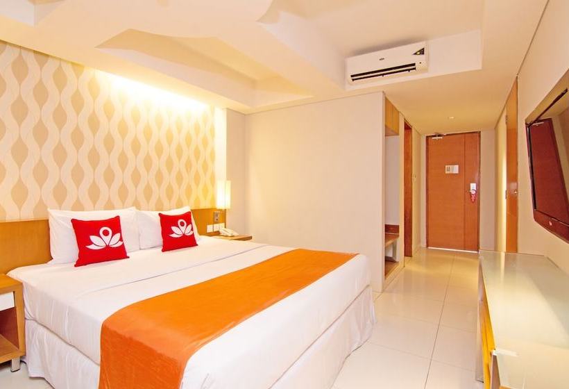 בית מלון כפרי Zen Rooms Kuta Sunset Road