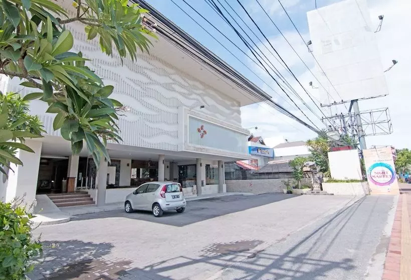 ホテル Zen Rooms Kuta Sunset Road