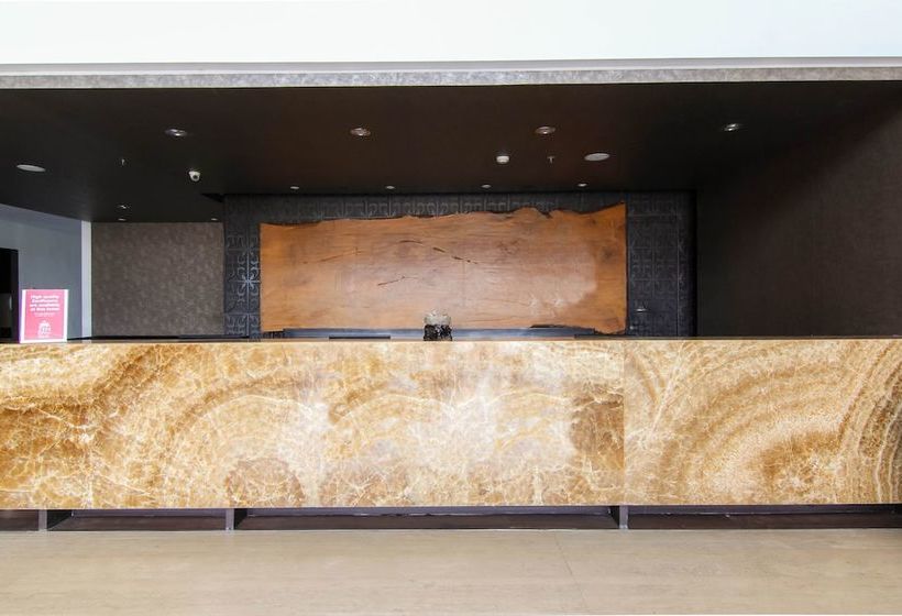 בית מלון כפרי Zenrooms Cengkareng