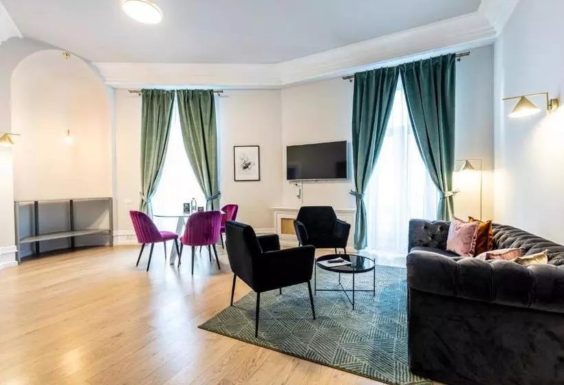 Matisse Bucharest Old Town