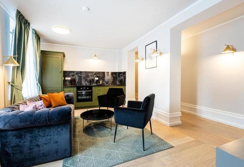 Matisse Bucharest Old Town