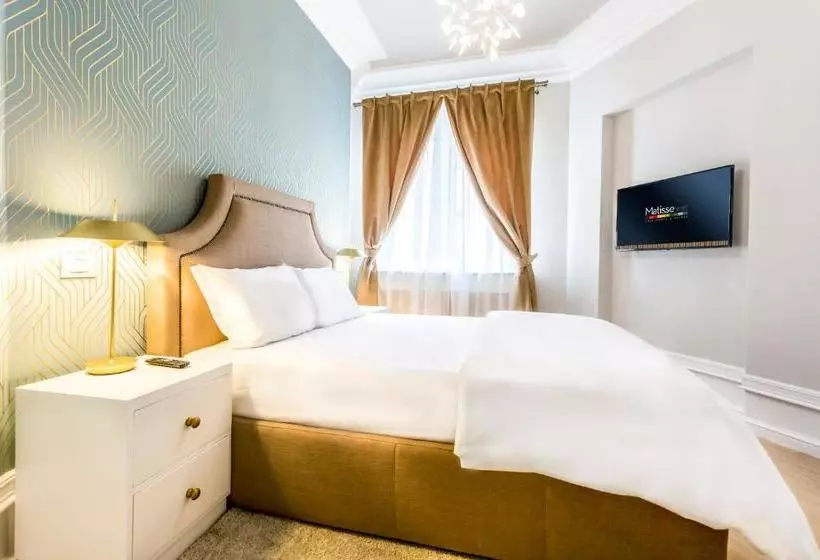 Matisse Bucharest Old Town