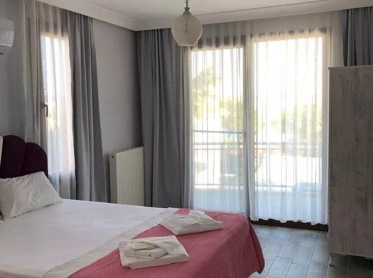 Cunda Limon Otel