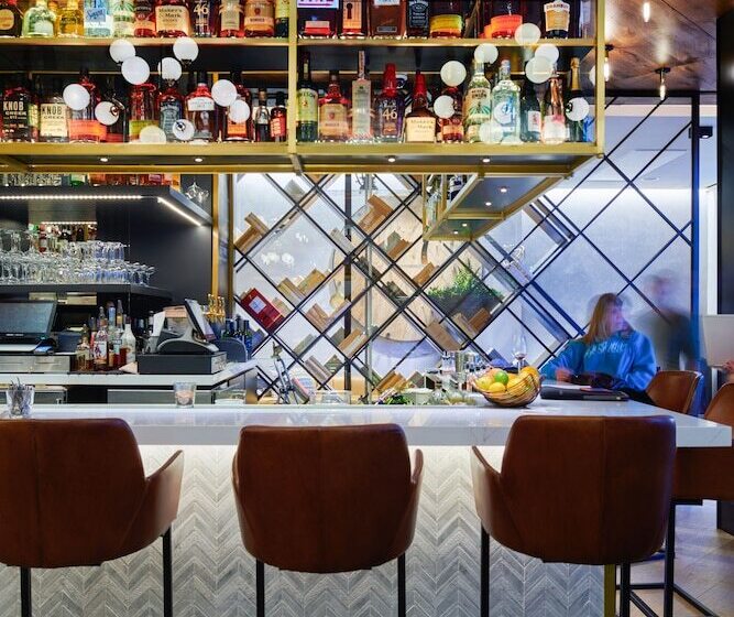 בית מלון כפרי Arlo Chicago