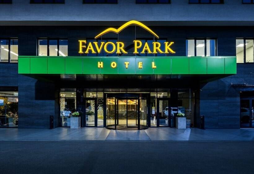 هتل Favor Park
