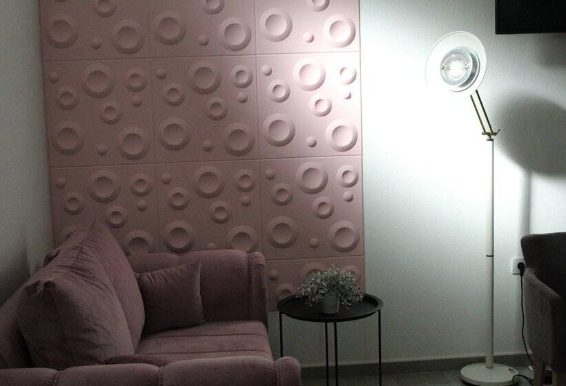 Garni Hotel 11tica Dm