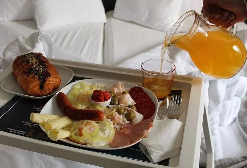 Garni Hotel 11tica Dm