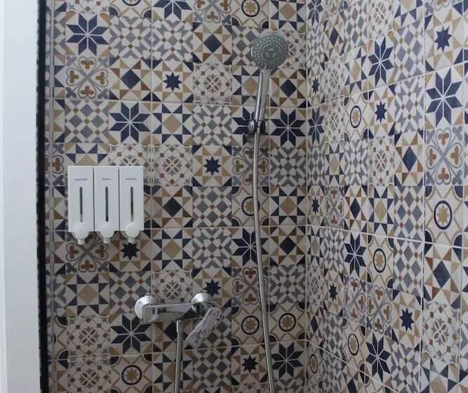 Garni Hotel 11tica Dm