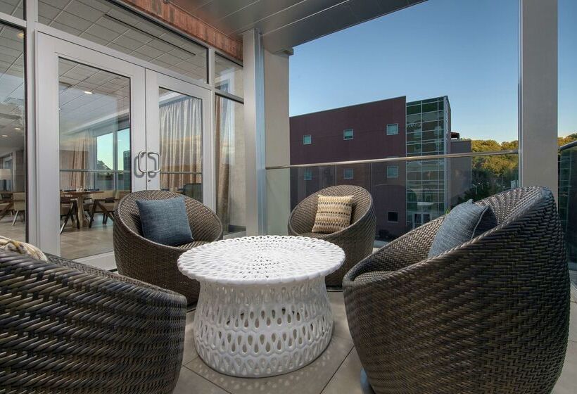 فندق Hilton Garden Inn Westchester Dobbs Ferry, Ny