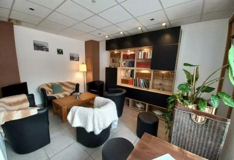 Hotelli Sarl Du Parc Hôtel Les Tremplins