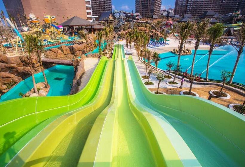 Hotel Mangrove Tree Resort World Sanya Bay Coconut