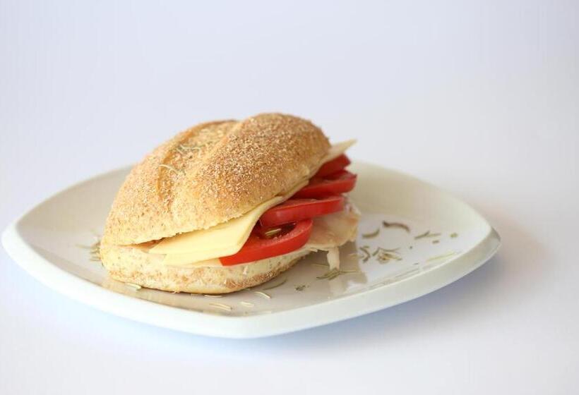 هتل Rabiya Marine