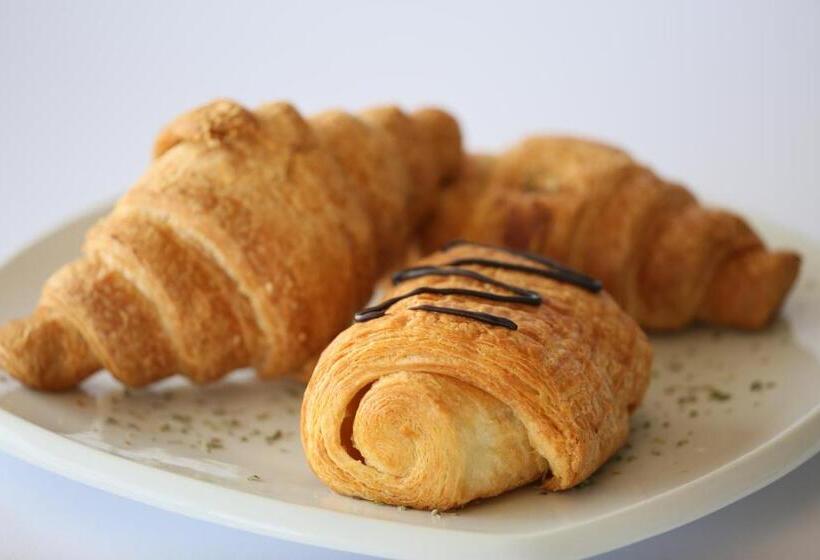 هتل Rabiya Marine