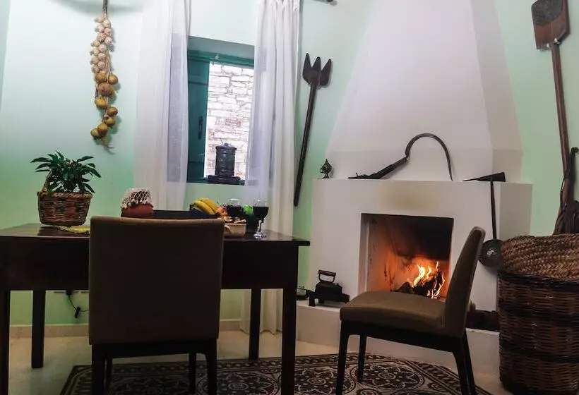 ホテル To Konatzi Tis Marikas Tzai Tou Yianni