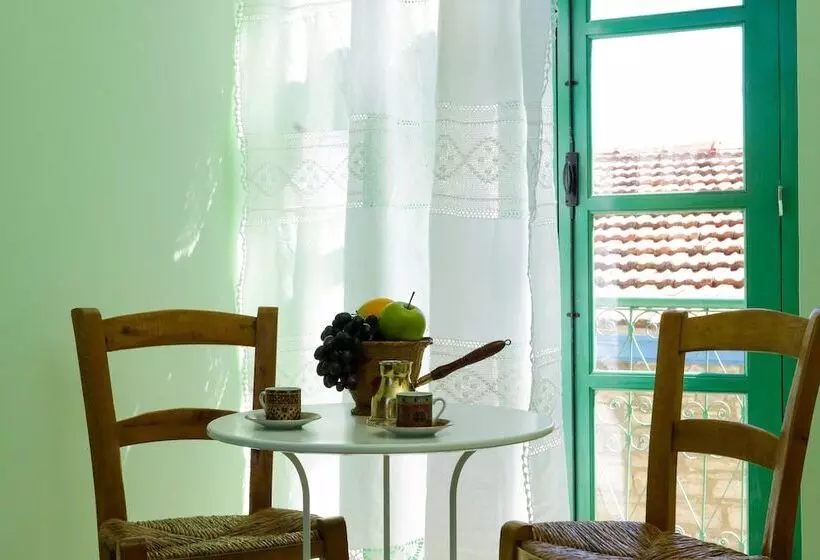 ホテル To Konatzi Tis Marikas Tzai Tou Yianni