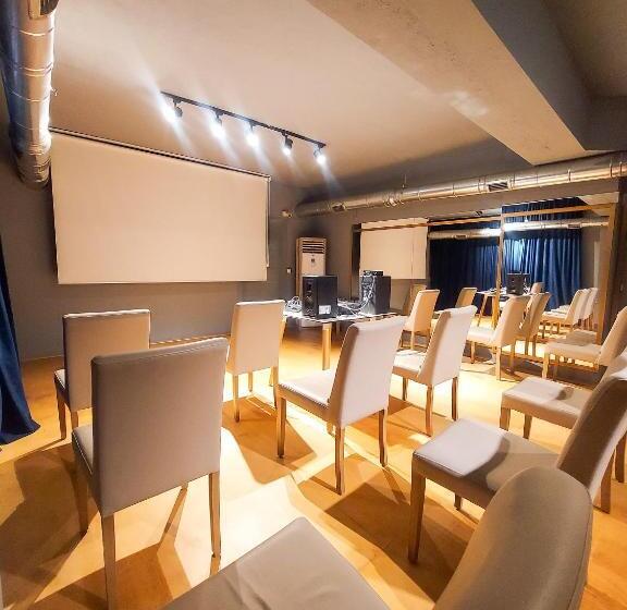 בית מלון כפרי Udi