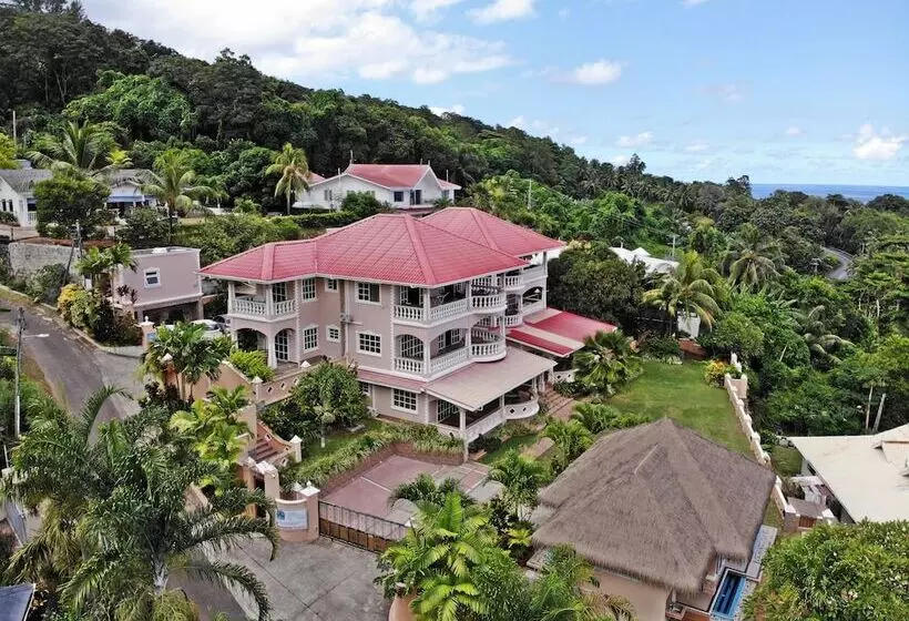 پانسیون Au Fond De Mer View