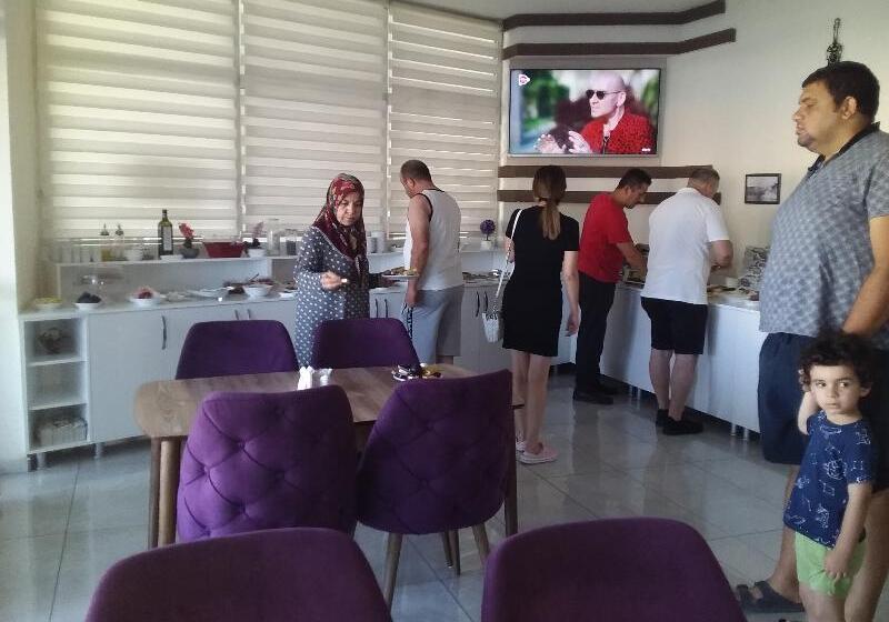 בית מלון כפרי Udi