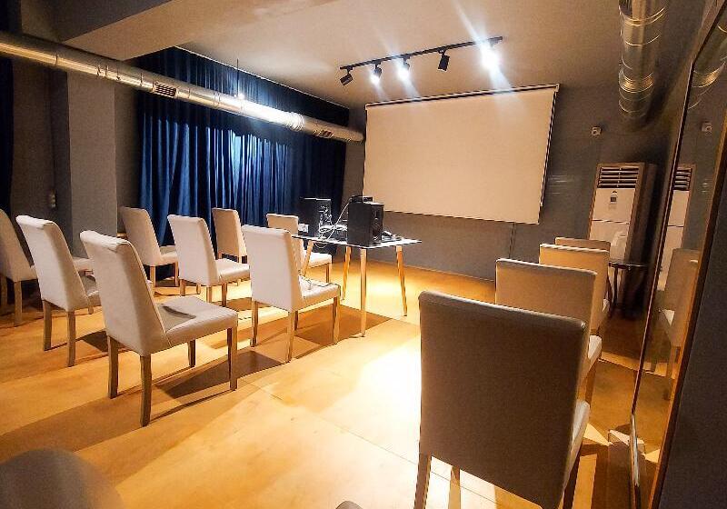 בית מלון כפרי Udi