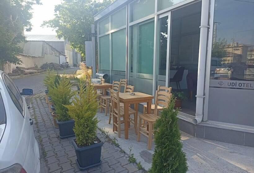 בית מלון כפרי Udi