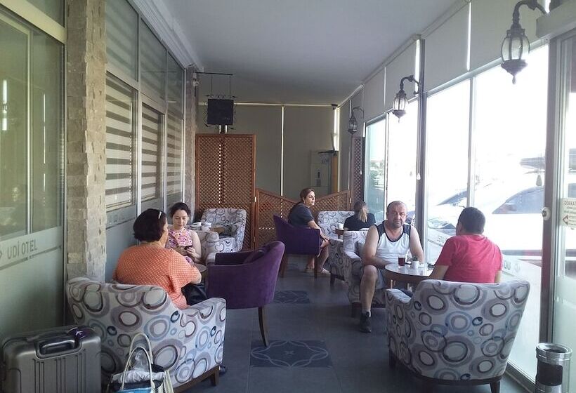 בית מלון כפרי Udi