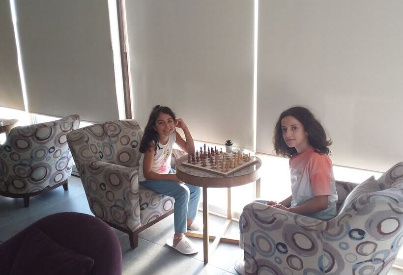 בית מלון כפרי Udi