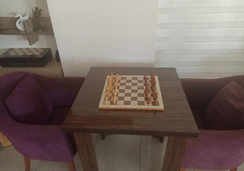 בית מלון כפרי Udi