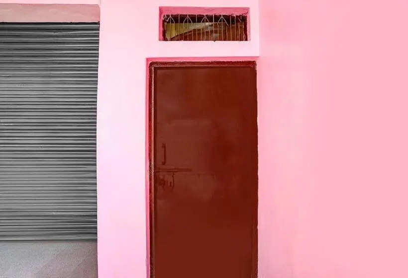 ホテル O Pratiksha