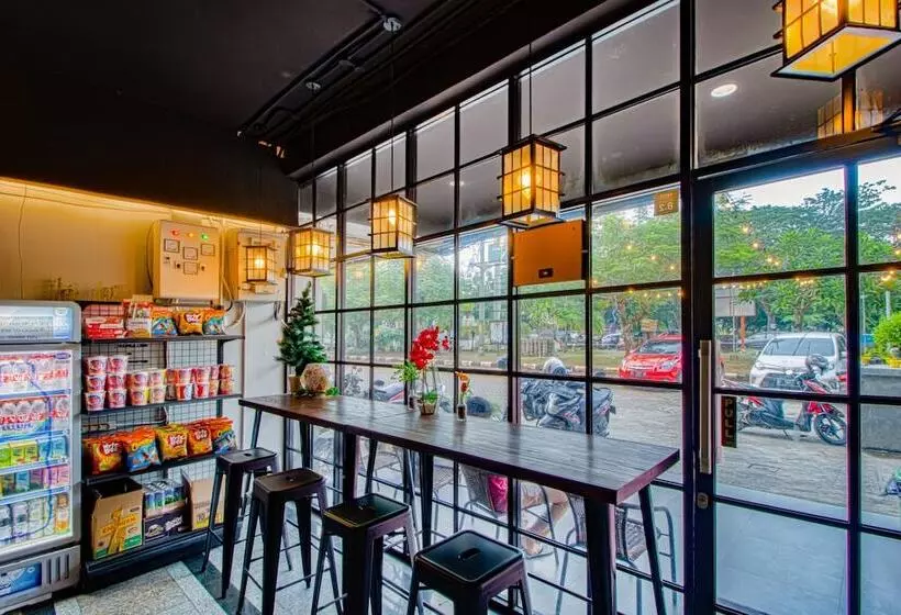 Retkeilymaja My Studio Hotel Juanda Airport Surabaya