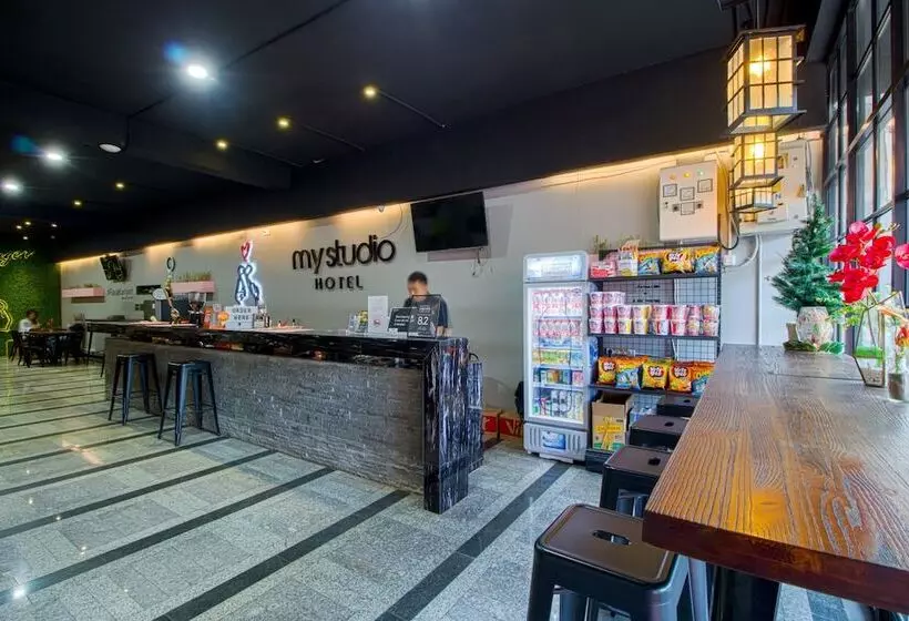 Retkeilymaja My Studio Hotel Juanda Airport Surabaya