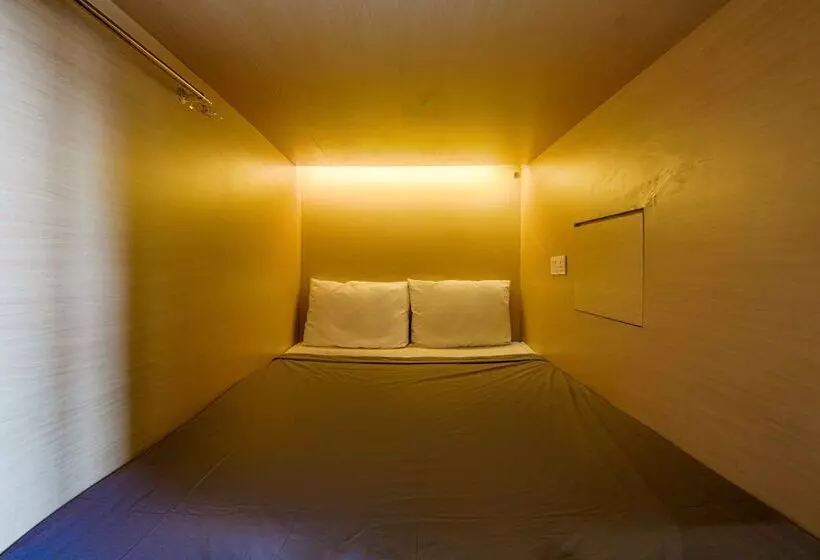 Retkeilymaja My Studio Hotel Juanda Airport Surabaya