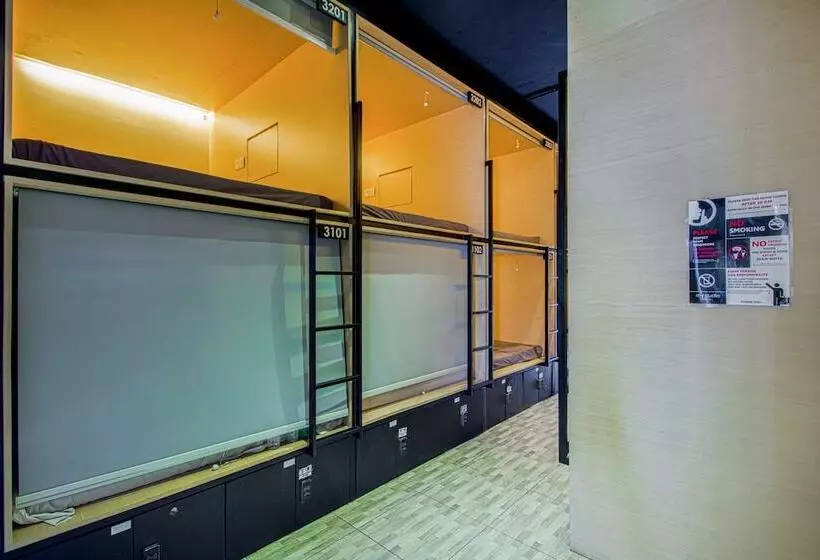 Retkeilymaja My Studio Hotel Juanda Airport Surabaya