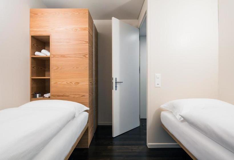 הוסטל Raselli Sport