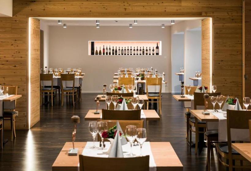 הוסטל Raselli Sport