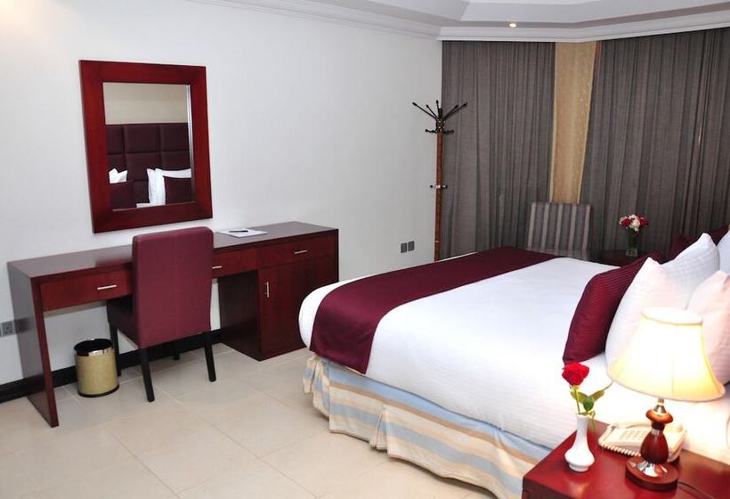 هتل Ewan Ajman Suites