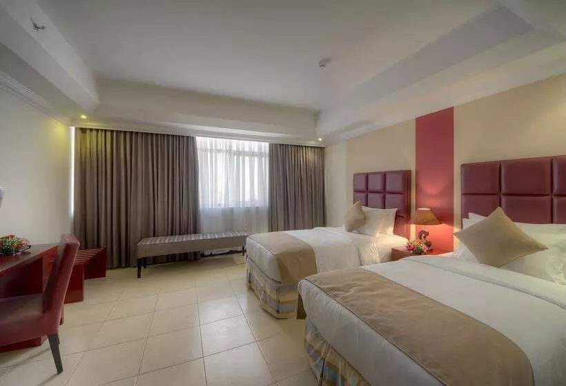 هتل Ewan Ajman Suites