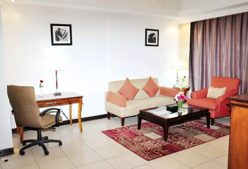 هتل Ewan Ajman Suites