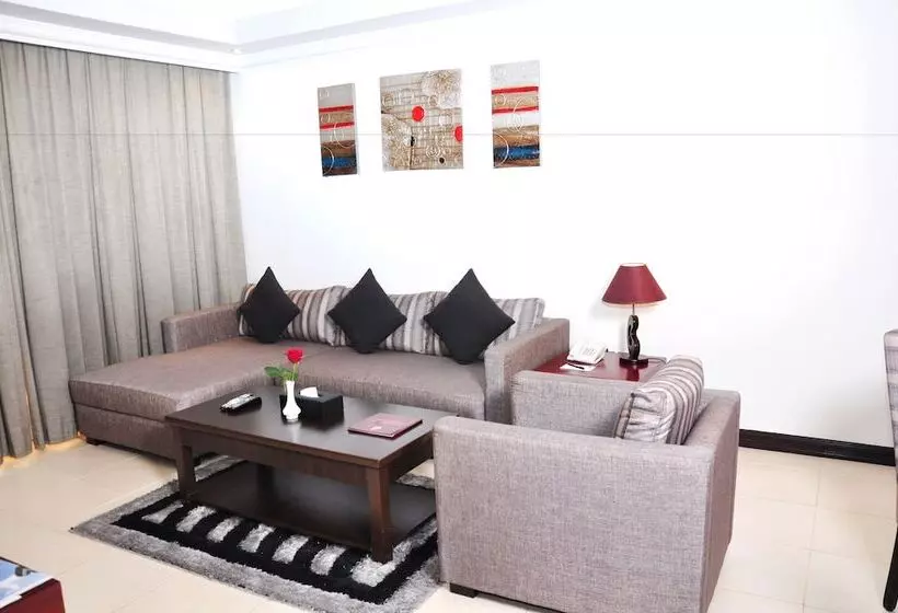 هتل Ewan Ajman Suites