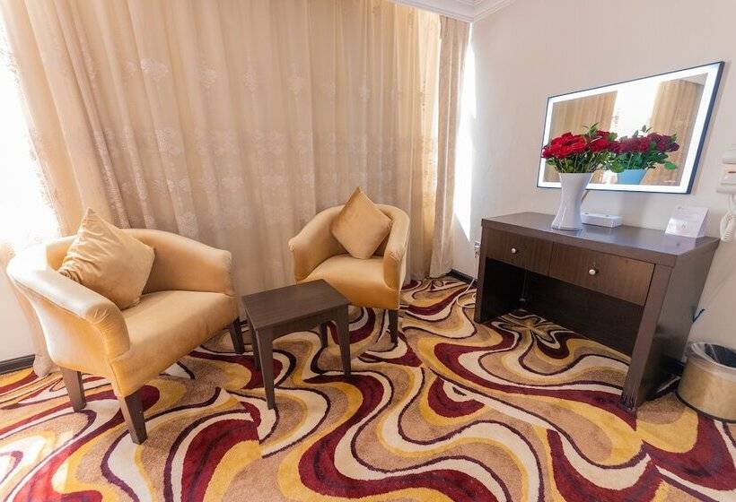 هتل Ewan Ajman Suites