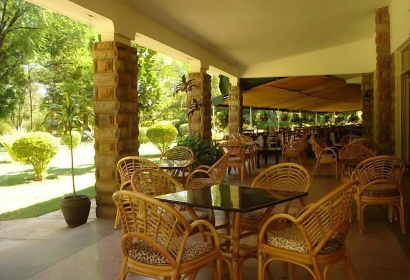 هتل Lake Bogoria Spa Resort