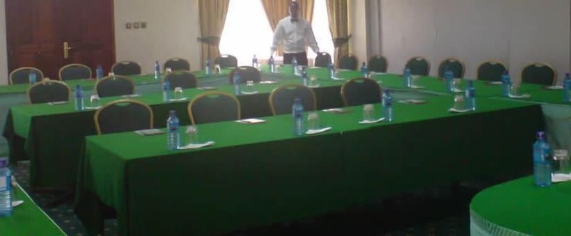 هتل Lake Bogoria Spa Resort