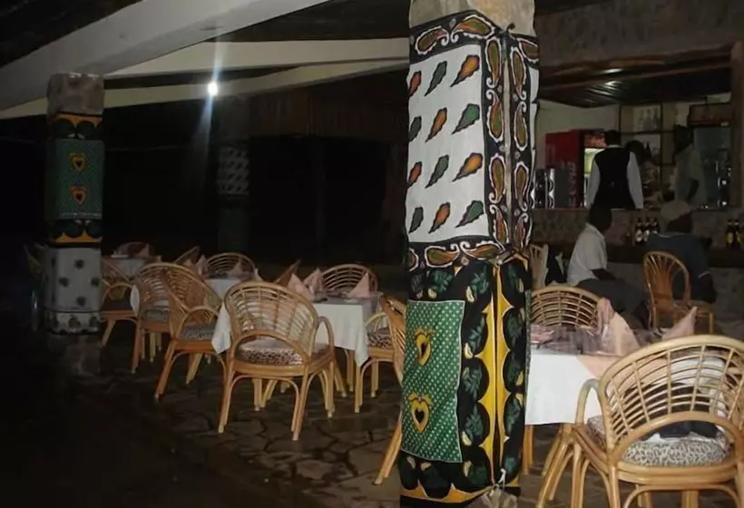 هتل Lake Bogoria Spa Resort