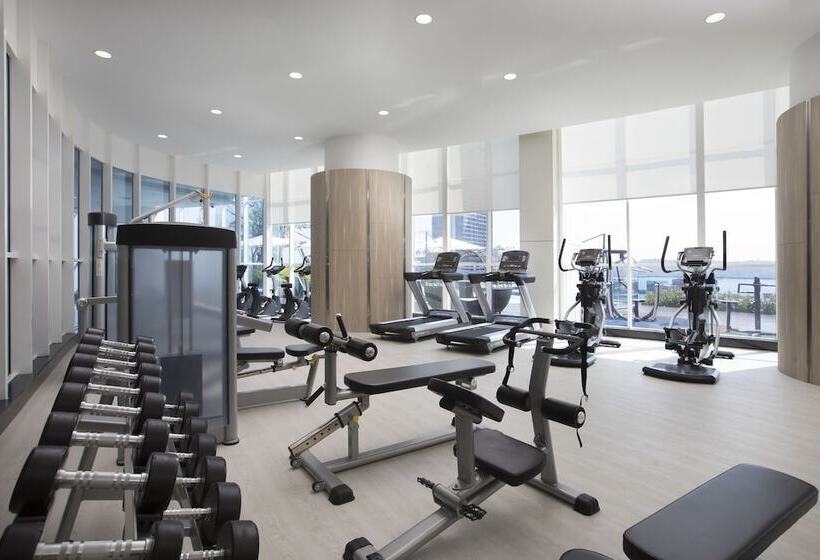 בית מלון כפרי Pinetree Marina Resort