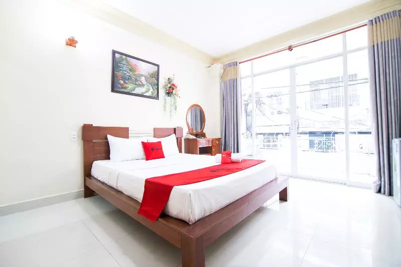 هتل Reddoorz Plus @ Pham Ngu Lao 2