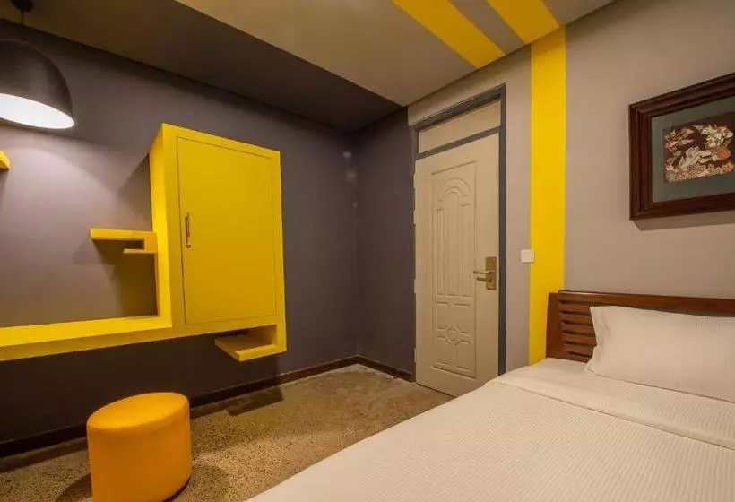 ホテル The Twizt   Lifestyle Hostel &