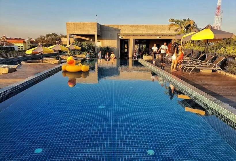 ホテル The Twizt   Lifestyle Hostel &
