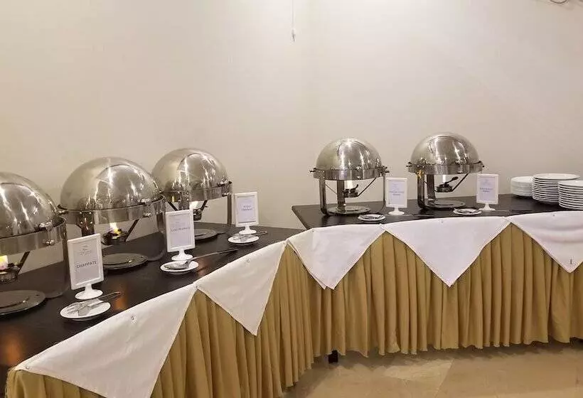 Zifan Hotel & Suites