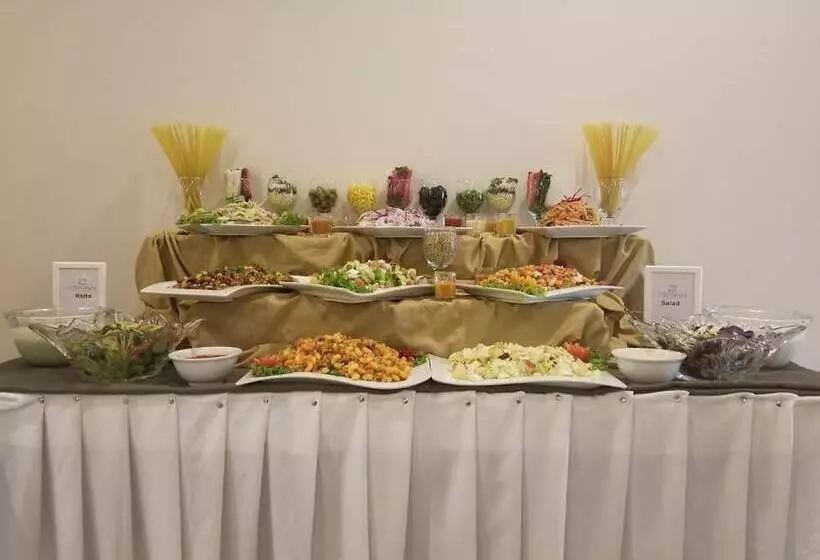 Zifan Hotel & Suites