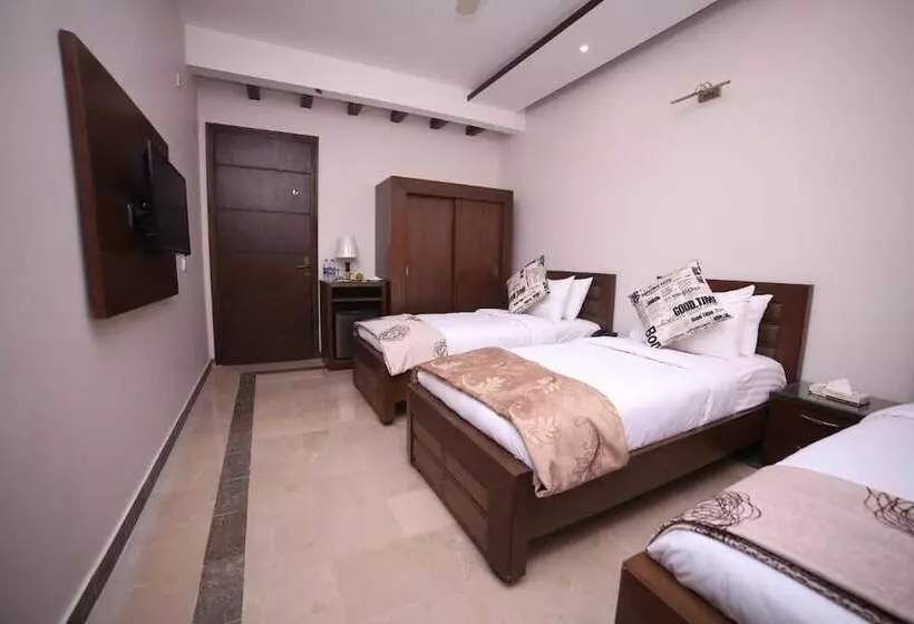 Zifan Hotel & Suites