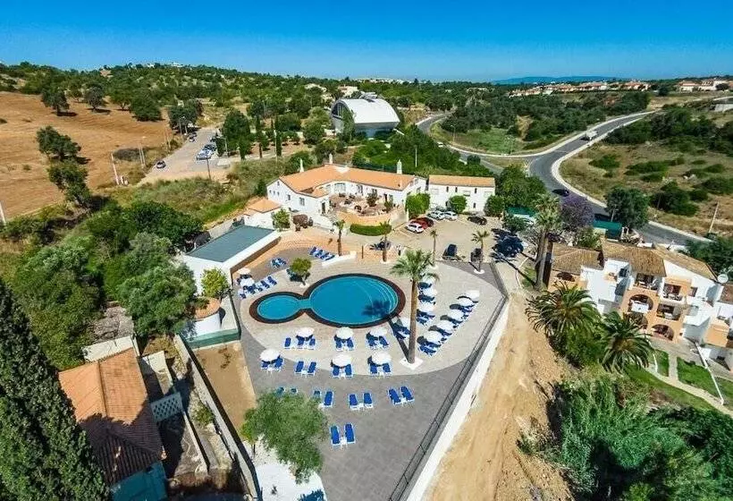 Oleandro Country Club